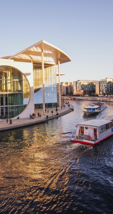 By ship through Berlin